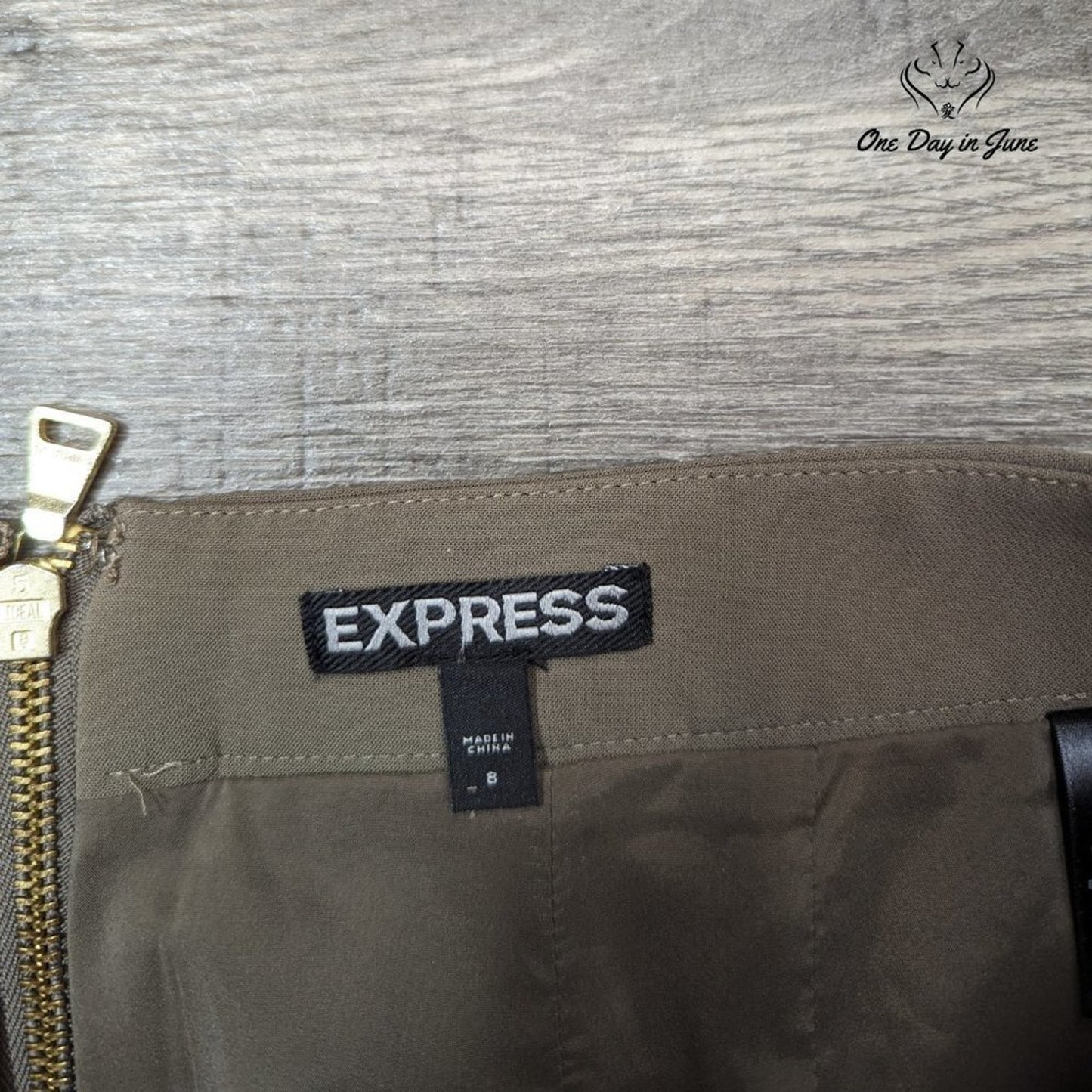 Express Lined Skirt Size 8