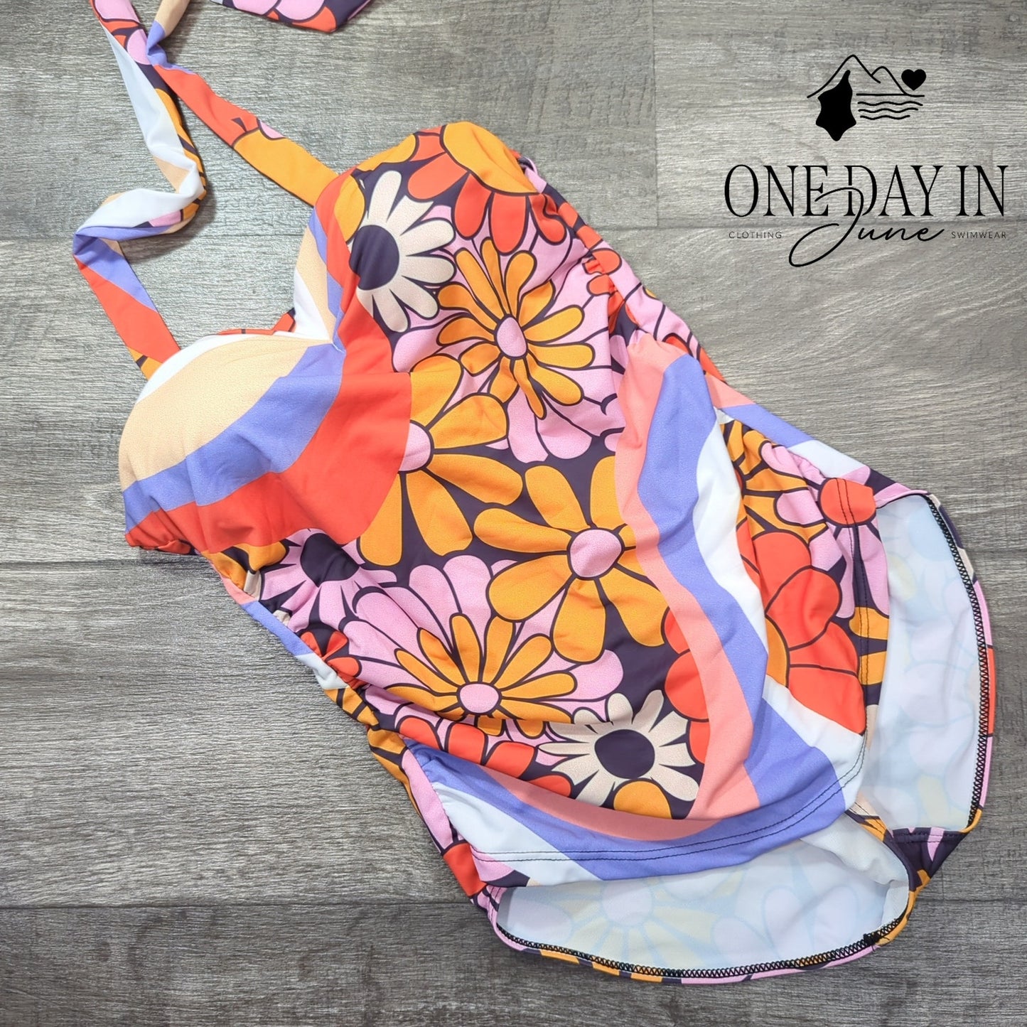 Aleumdr Halter Molded Cup One Piece Swimsuit Size L