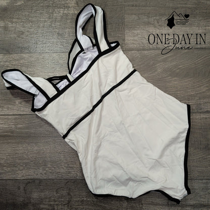 Aleumdr Bow Front One Piece Swimsuit Size M