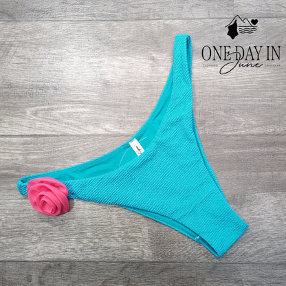 Out From Under Textured Cheeky Bikini Bottom Size L