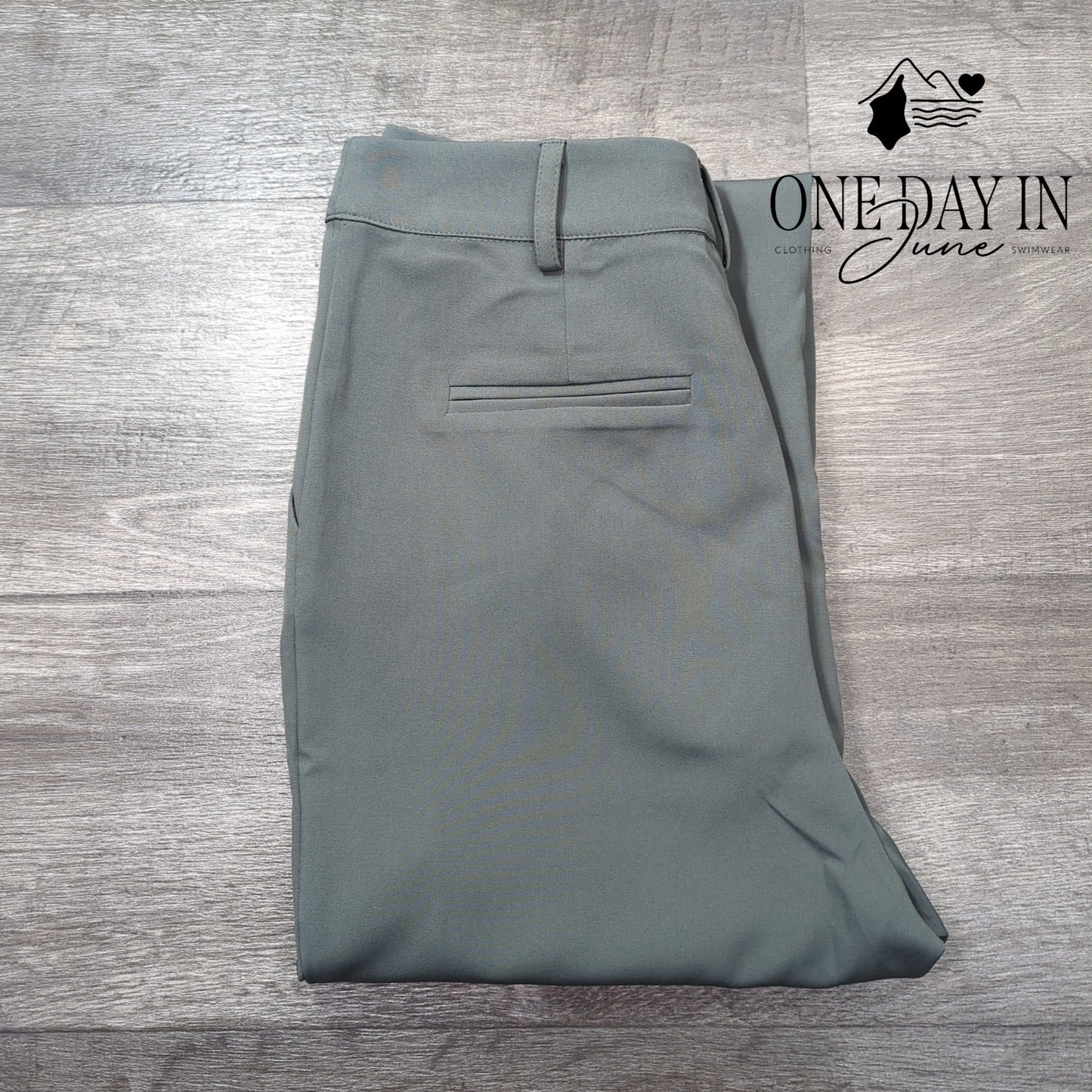 Emory Park Straight Leg Dress Pants Size M