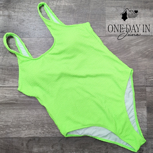 Aleumdr Smocked One Piece Swimsuit Size L