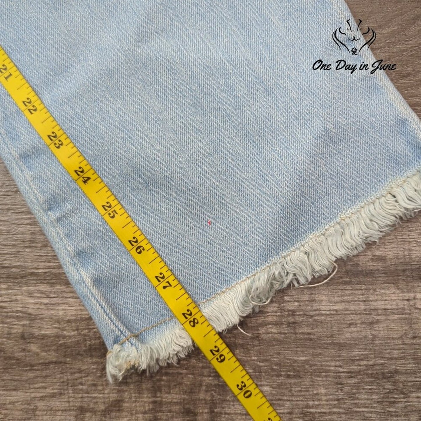 Tommy Hilfiger Bootcut Low Rise Jeans Size 8