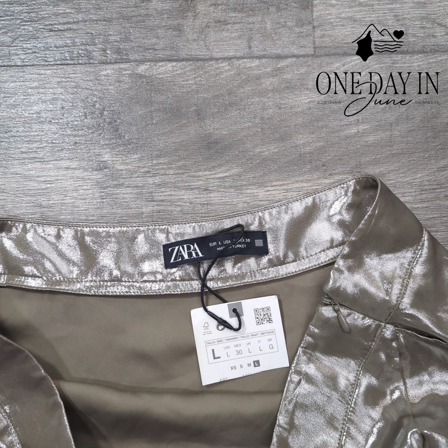 Zara Shimmer Gold Skirt Size L