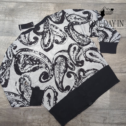 Premise Studio Snap Front Swetaer Size L