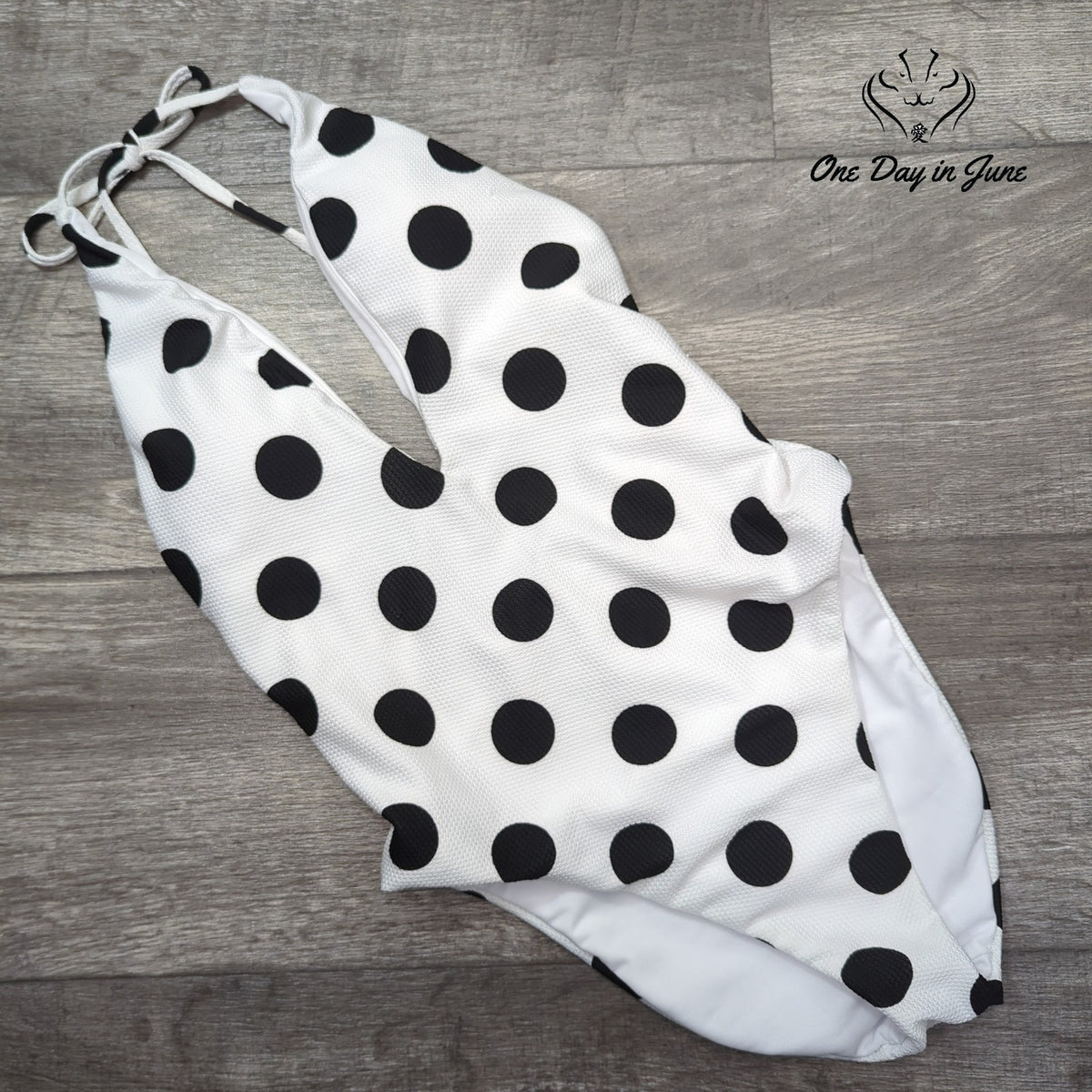 Bar III This And Dot Polka Dot Plunging One Piece Swimsuit NWT Size S
