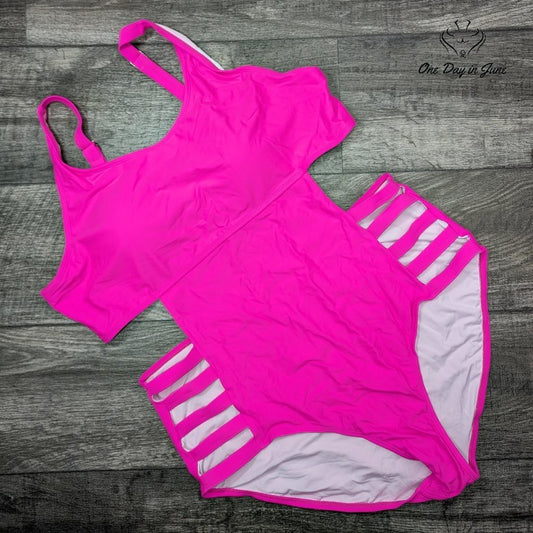 Misassy Strappy Side Cut Out One Piece Swimsuit Size 4XL