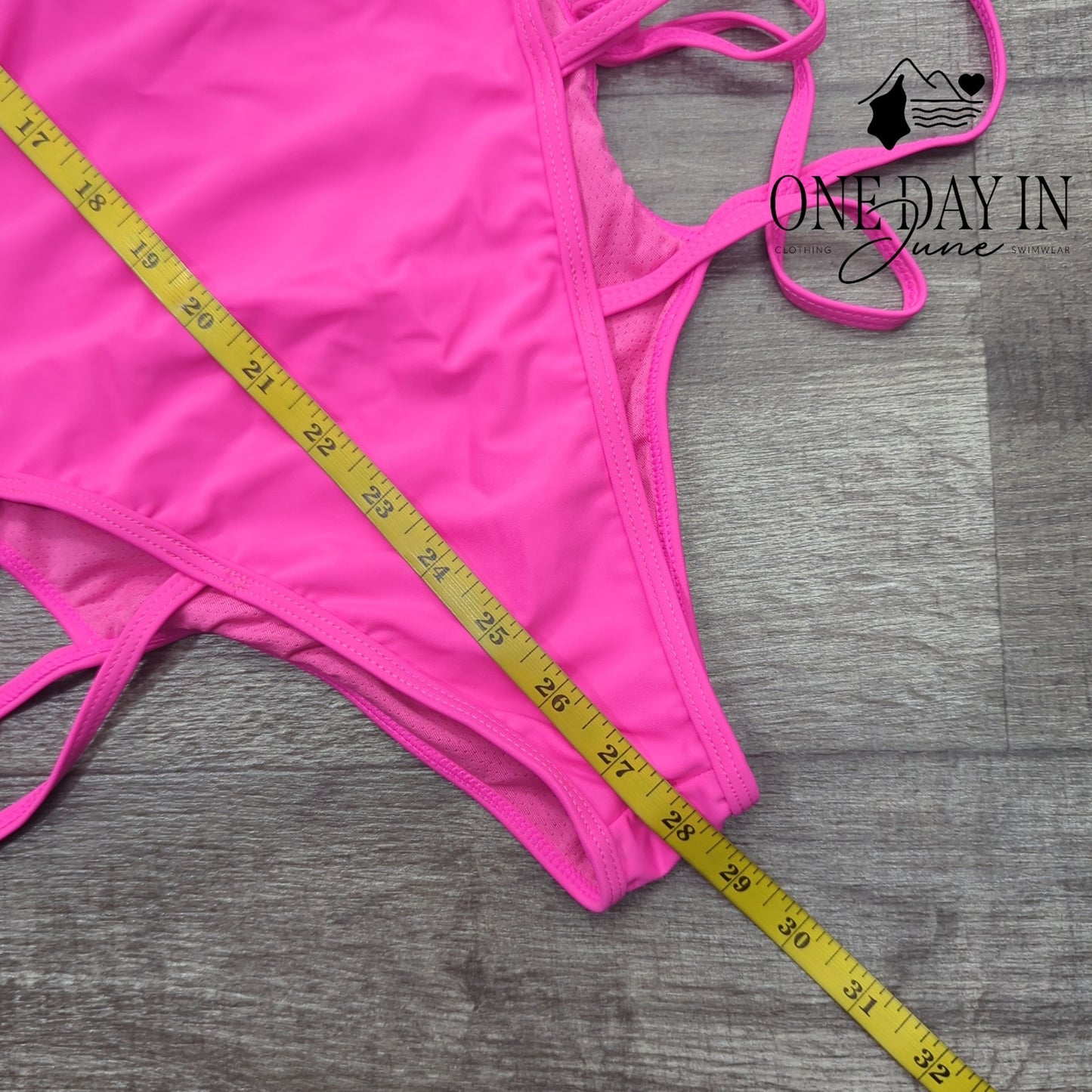 CharmLeaks Strappy One Piece Swimsuit Size XL