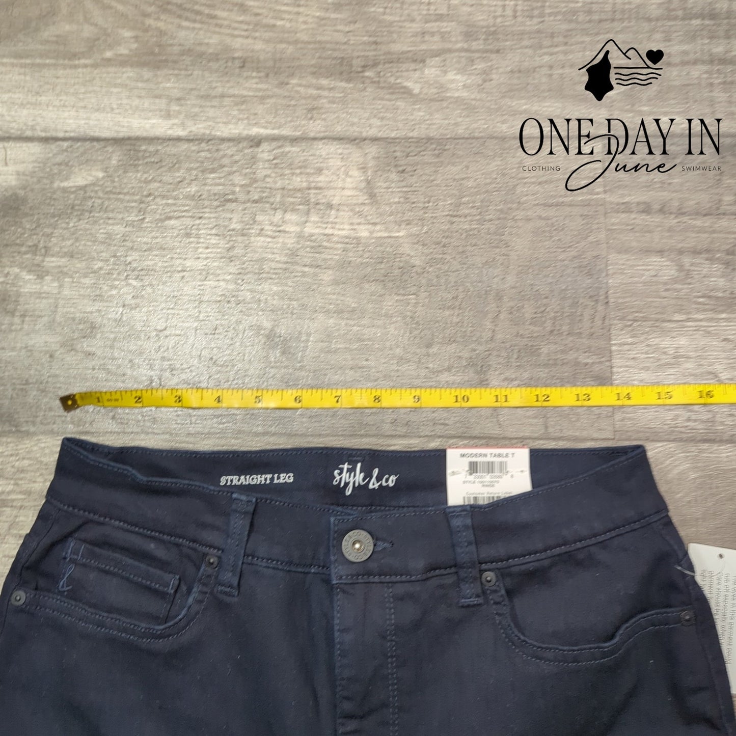 Style & Co Mid Rise Straight Leg Jeans Size 10