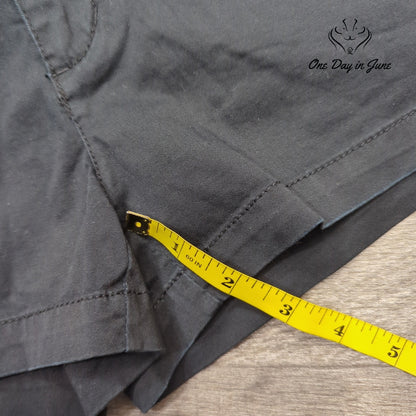 Aeropostale Black Flat Front Chino Shorts NWT Size 1/2