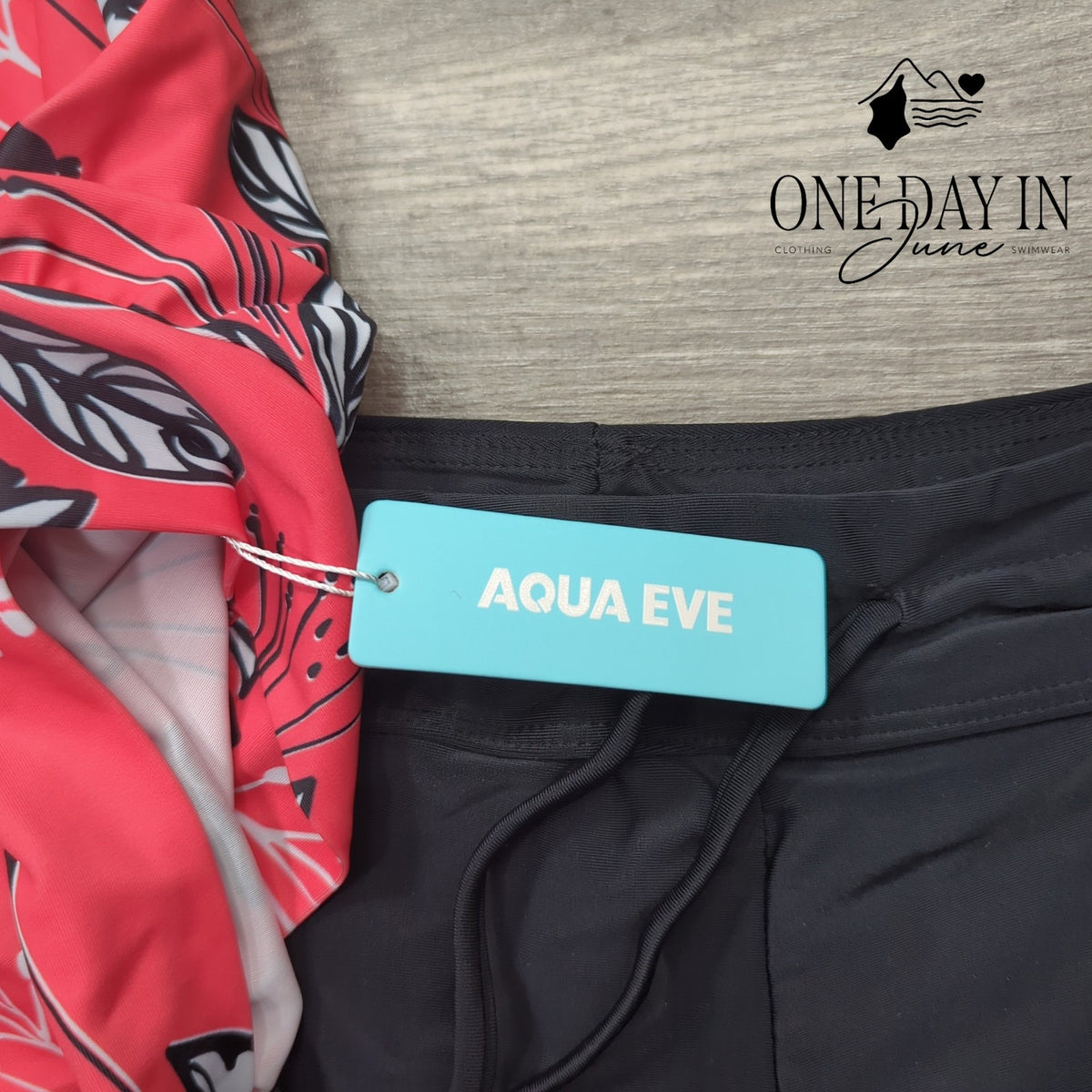 Aqua Eve Blouson Tankini Swimsuit Boyshorts Red Floral NWT Size S
