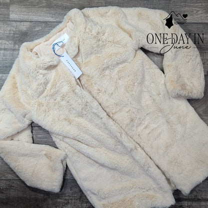 Popsugar In The Stars Faux Fur Teddy Coat Fawn Cream NWT $88 Size XS