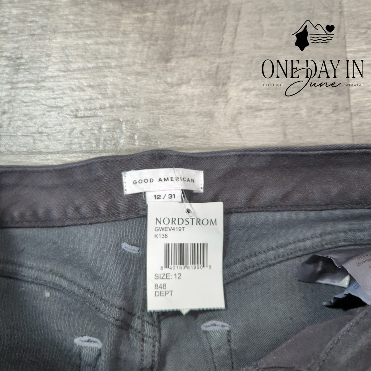 Good American Good Waist High Rise Skinny Distressed Jeans Black NWT Size 12