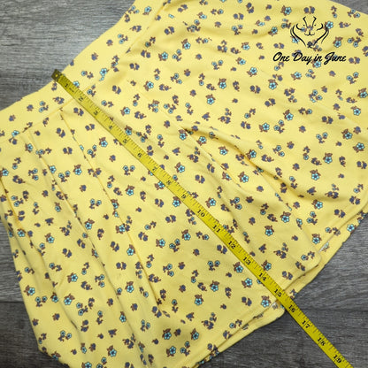 So Pleated Mini Skort Yellow Floral Built In Shorts NWT Size S