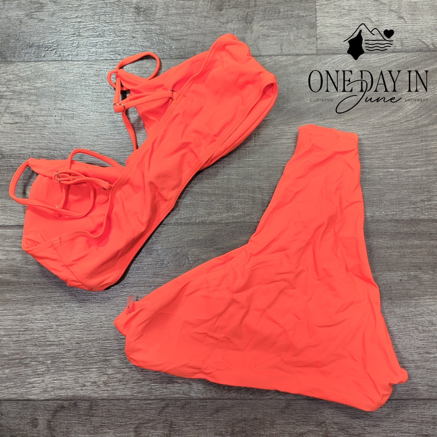 Meetall Tie Front Bikini Swimsuir Size M