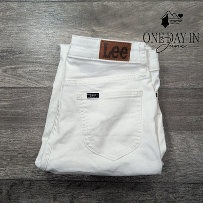 Lee Mid Rise Crop Jeans Size 4