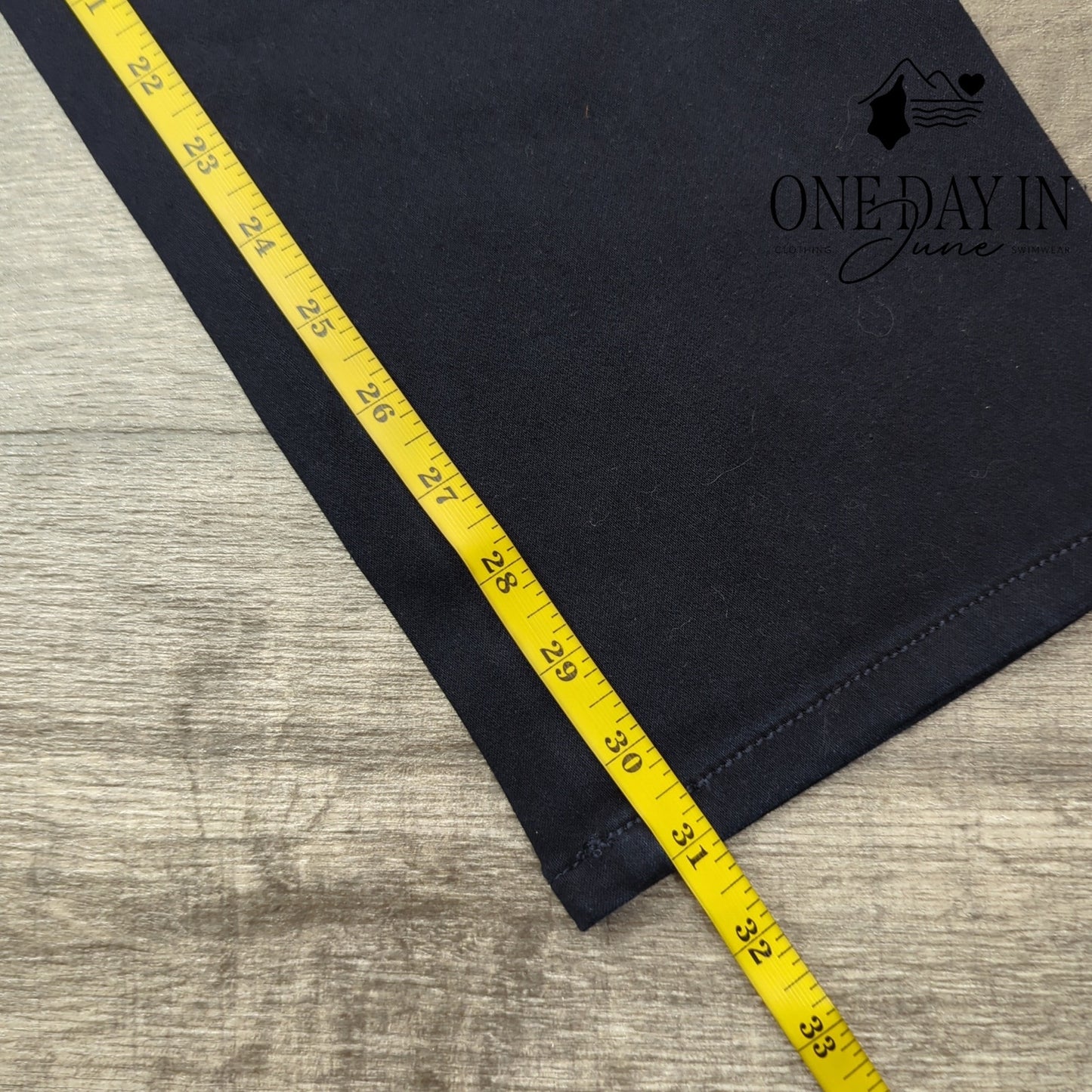 Style & Co Mid Rise Straight Leg Jeans Size 10