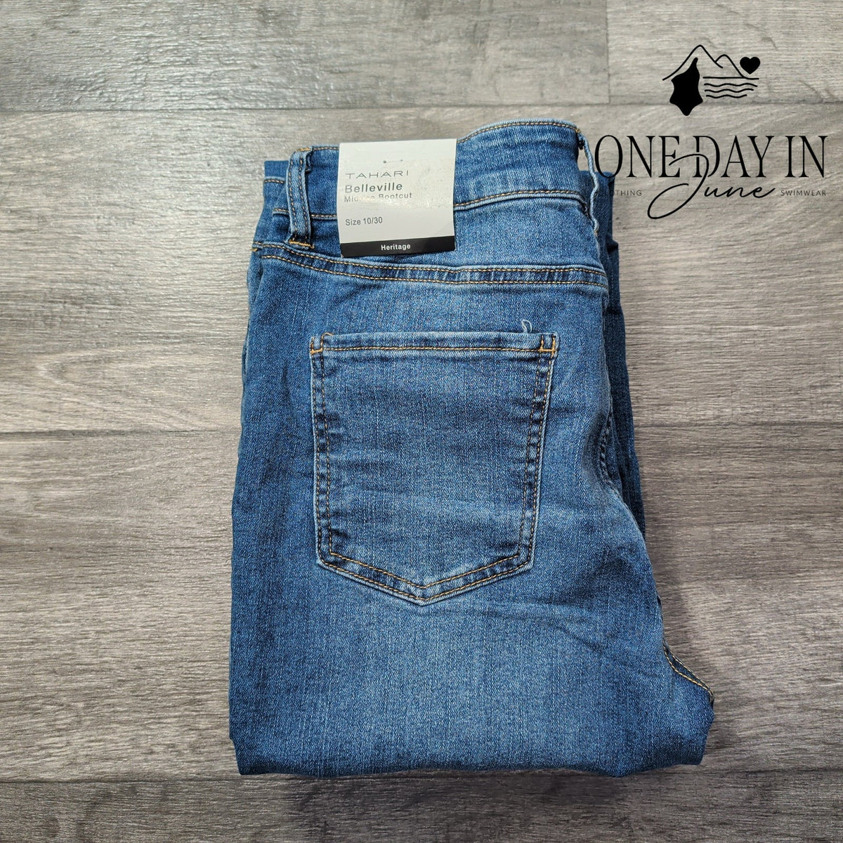 Tahari Belleville Mid Rise Bootcut Jeans Canyon Blue NWT Size 10