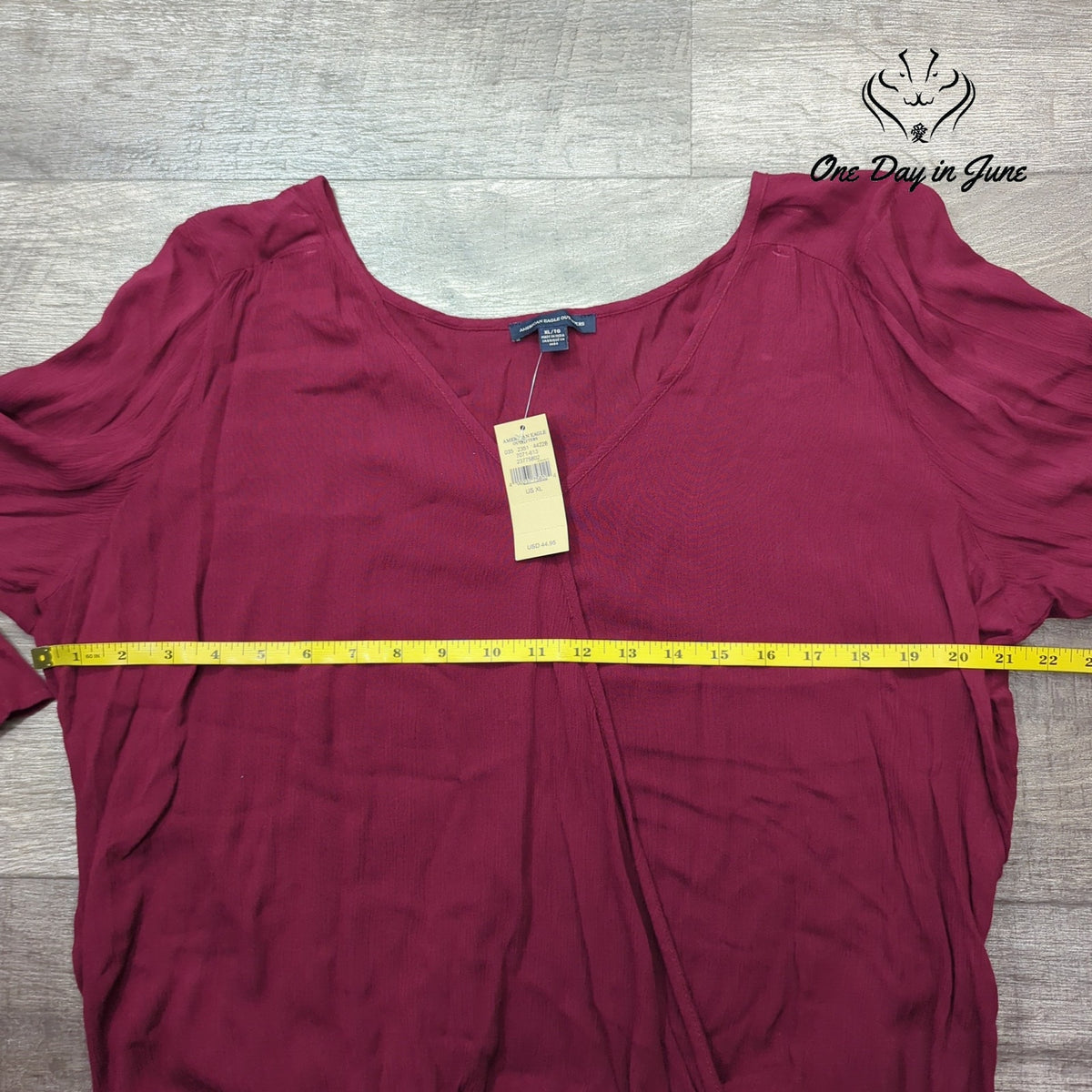 American Eagle Outfitters Bell Sleeve Wrap Top Burgundy Lace NWT Size XL
