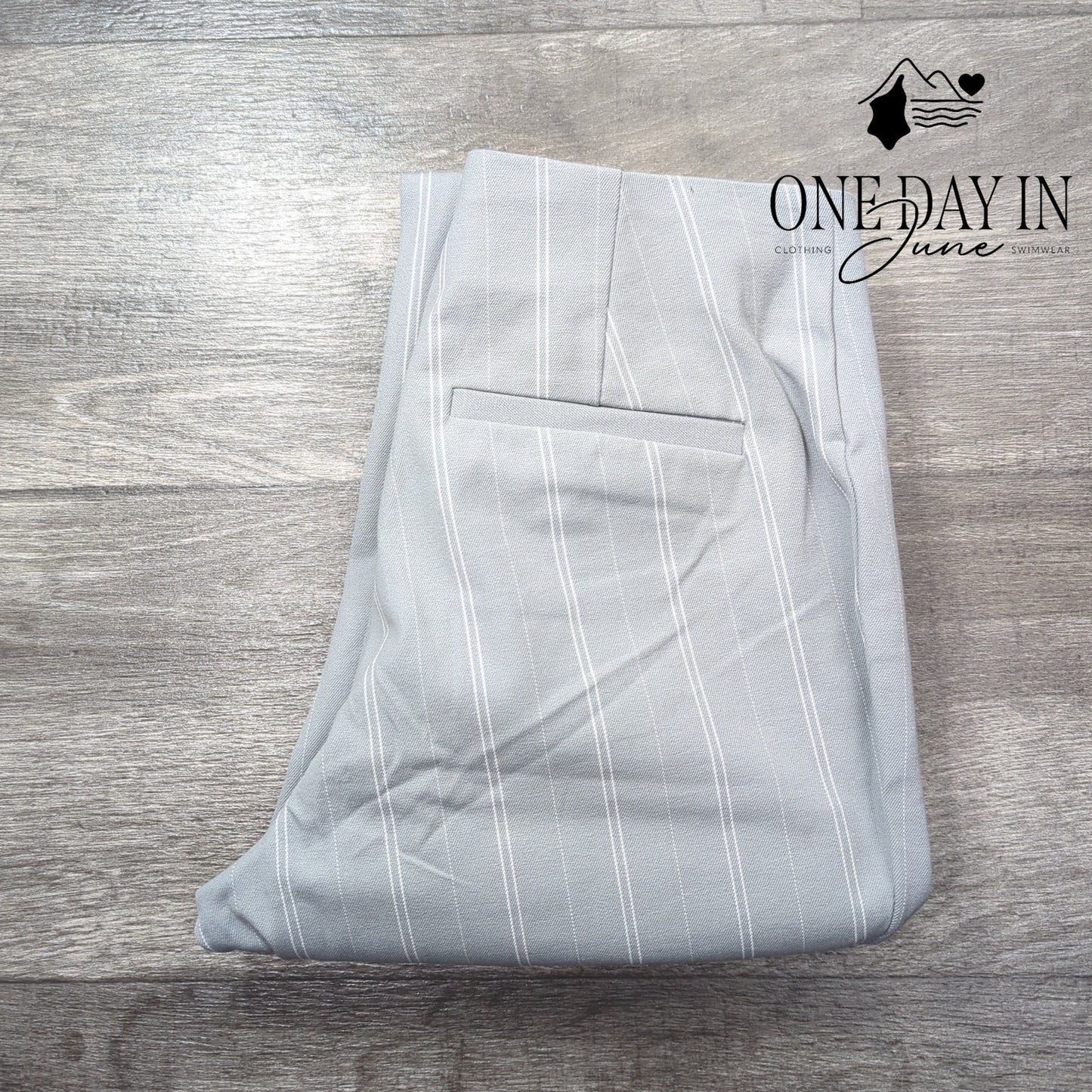 A New Day Side Zip Skinny Ankle Pants Size 2