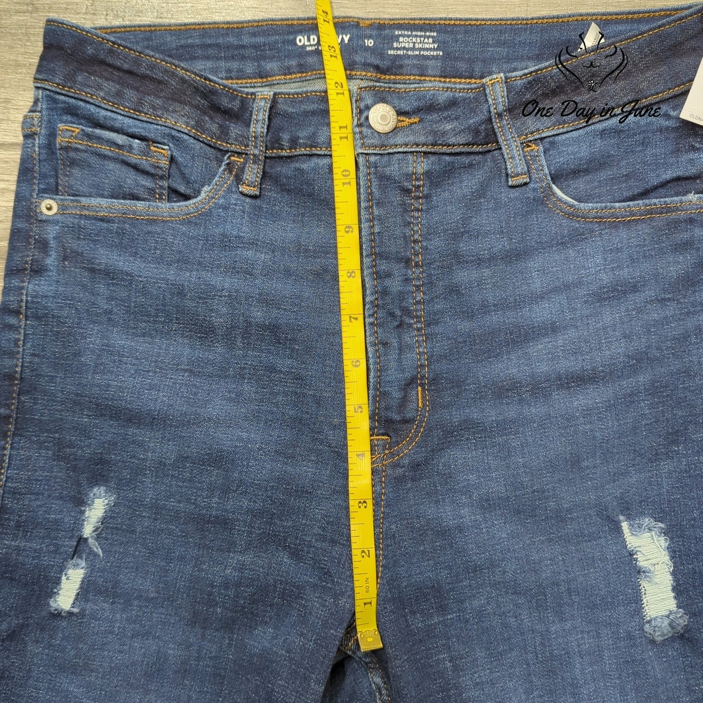 Old Navy Extra High Rise Rockstar Super Skinny Jeans Size 10