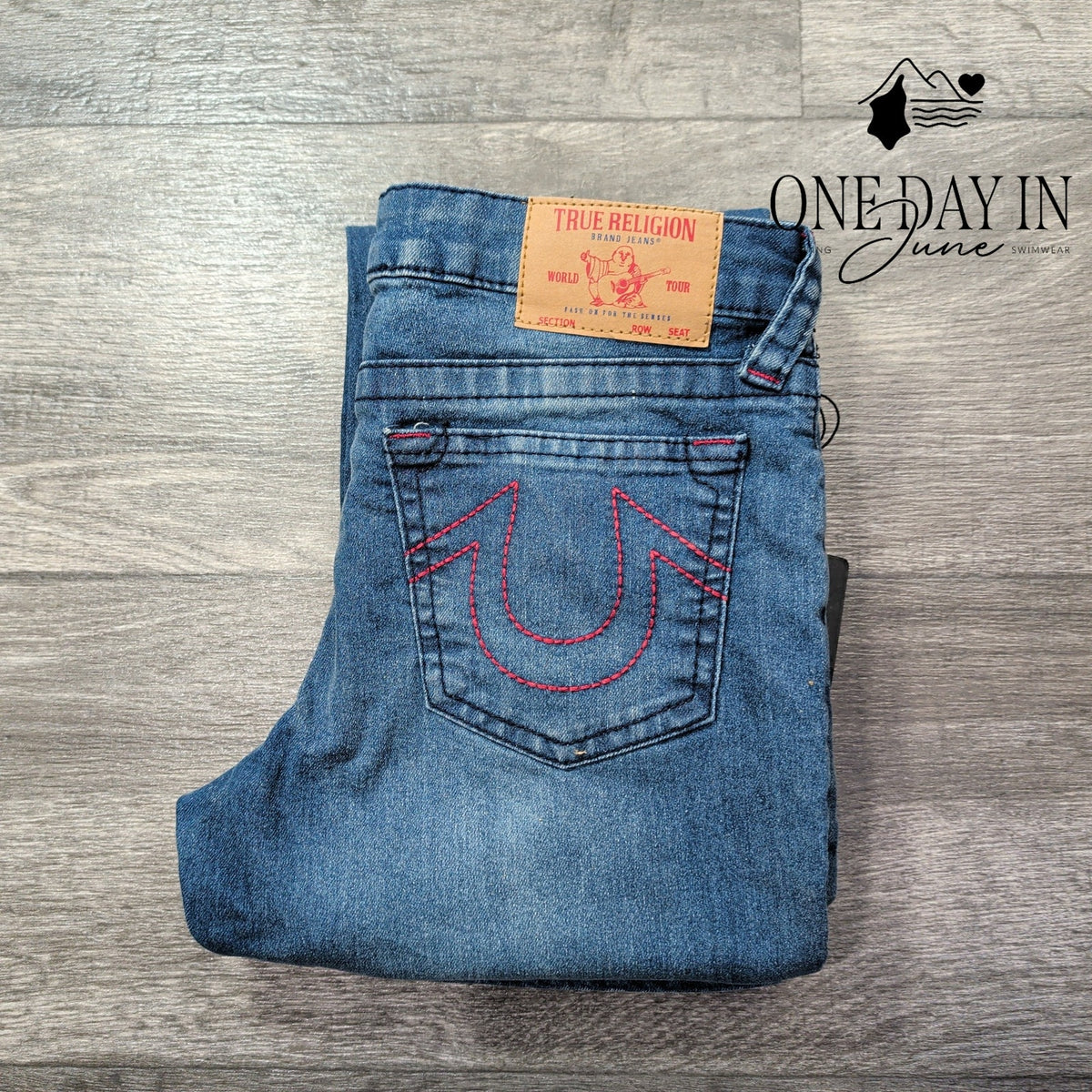 True Religion Girls Geno Slim Leg Jeans Bahama Blue Wash NWT Size 14