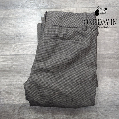 Ann Taylor Modern Fit Straight Leg Pants Size 6