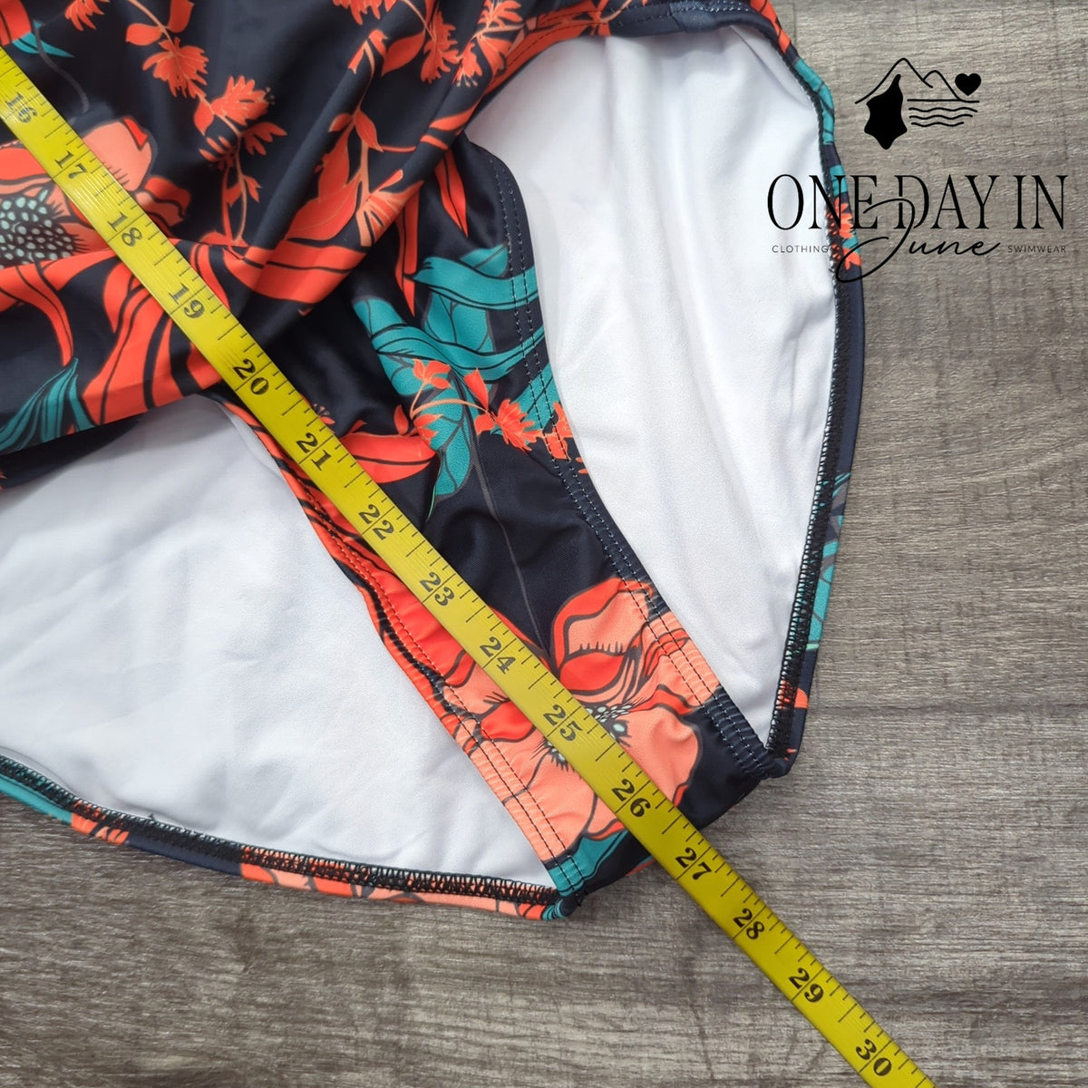 CharmLeaks V Front Tummy Control One Piece Swimsuit Floral Halter NWT Size S