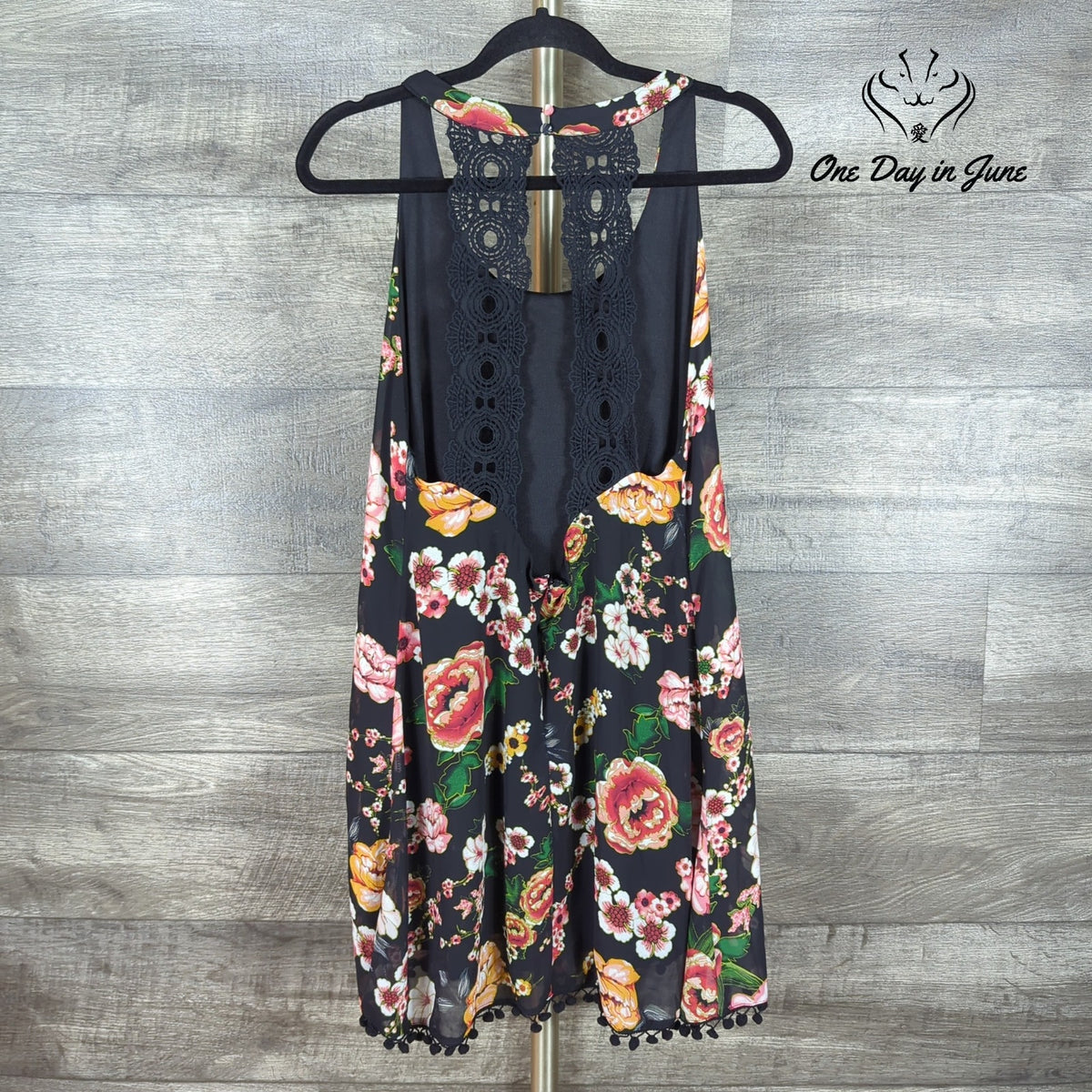 Double Zero Black Floral Crochet Lace Open Back Pom Pom Mini Dress NWT Size M