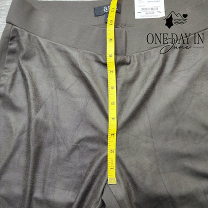 A.n.a Pull On Legging Pants Size M