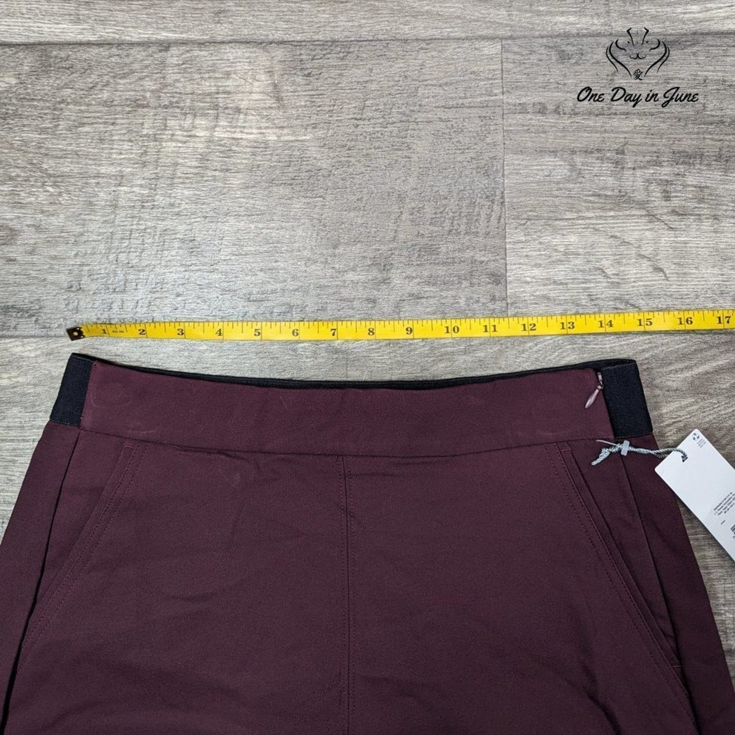 Liz Claiborne Pocketed Skirt Size 2