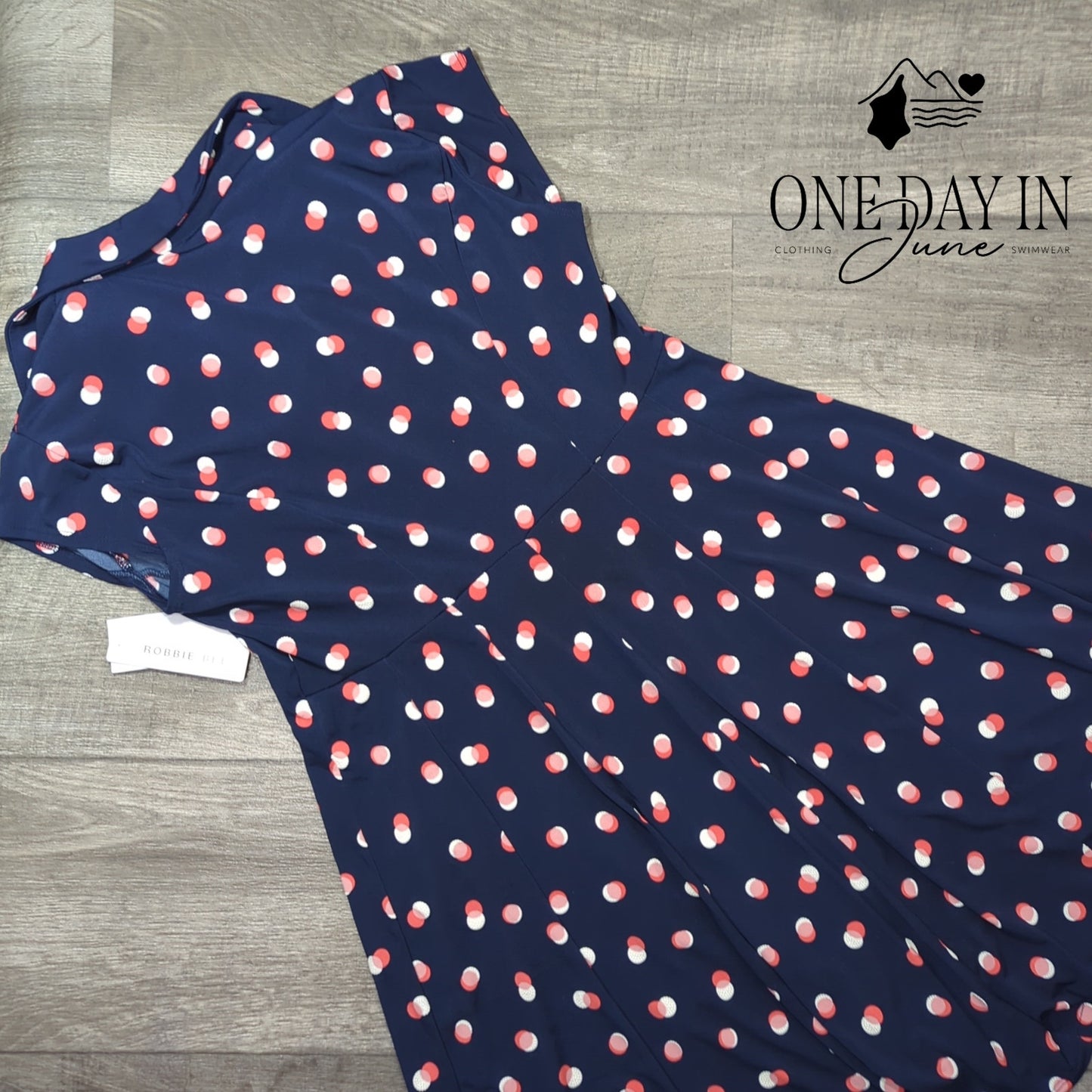 Robbie Bee Cap Sleeve Mini Dress Size S