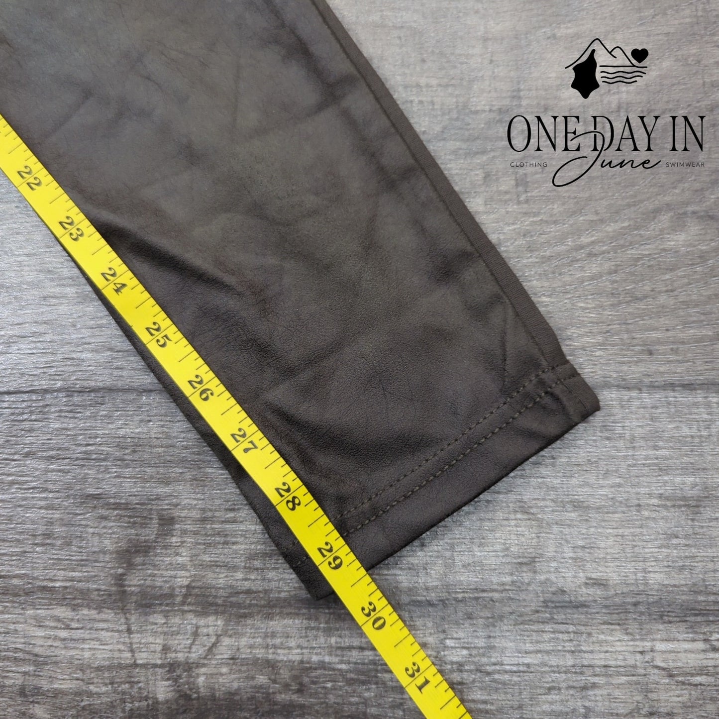 A.n.a Pull On Legging Pants Size M