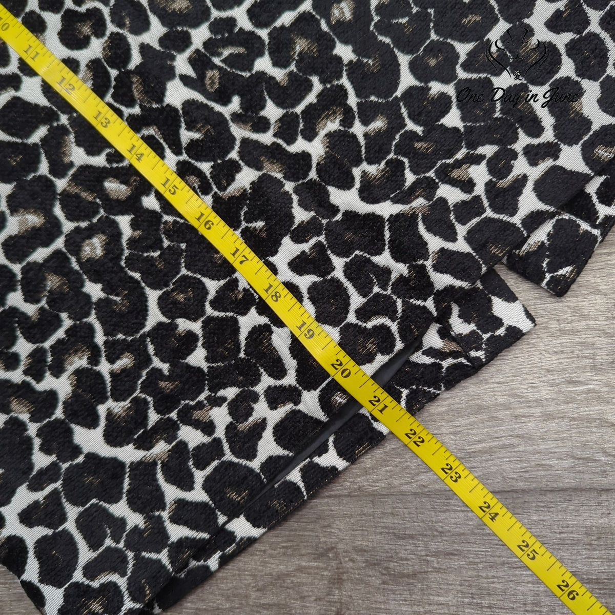 J.Crew Leopard Print Jacquard Pencil Skirt Black Ivory Size 4