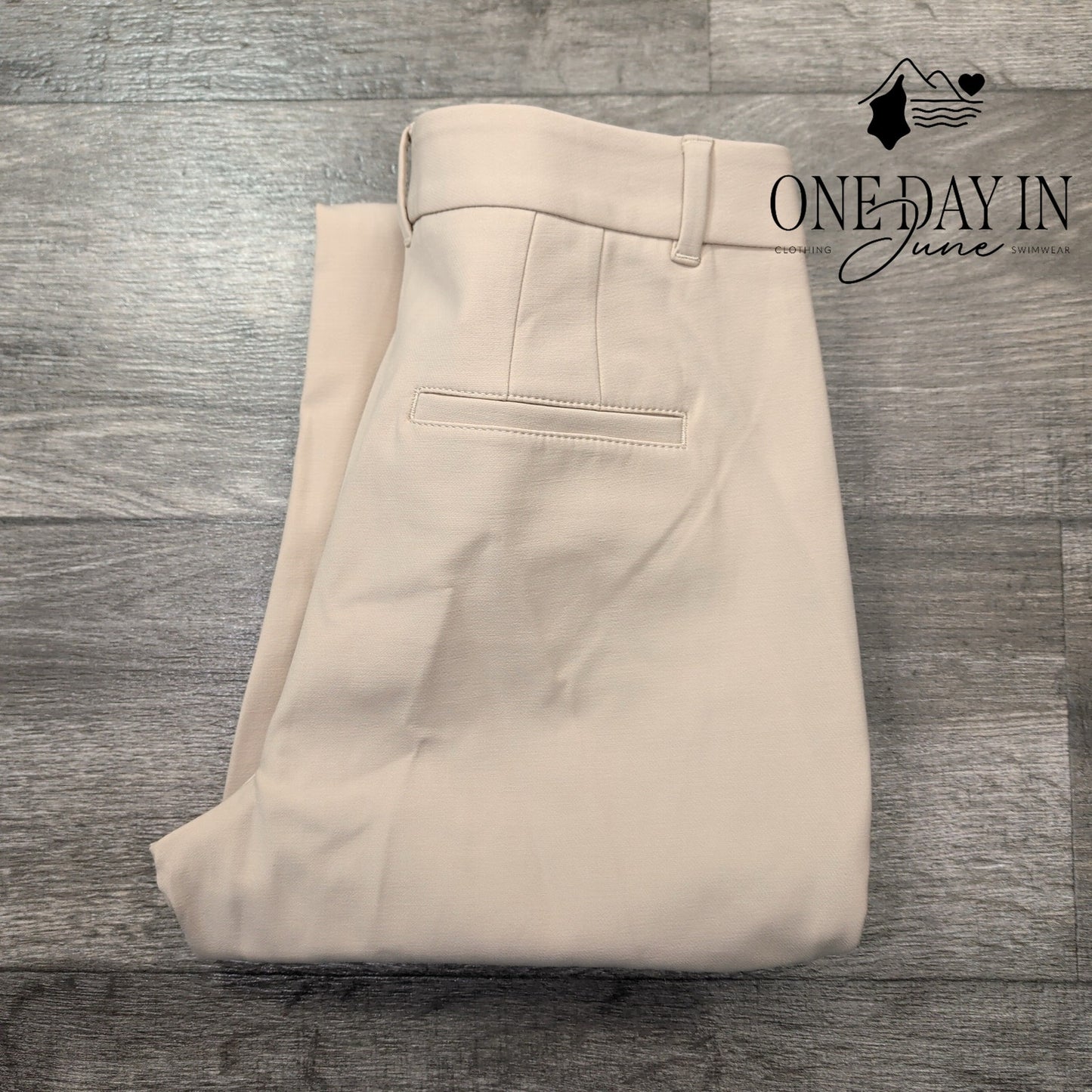 White House Black Market Elle Slim Ankle Pants Size 6