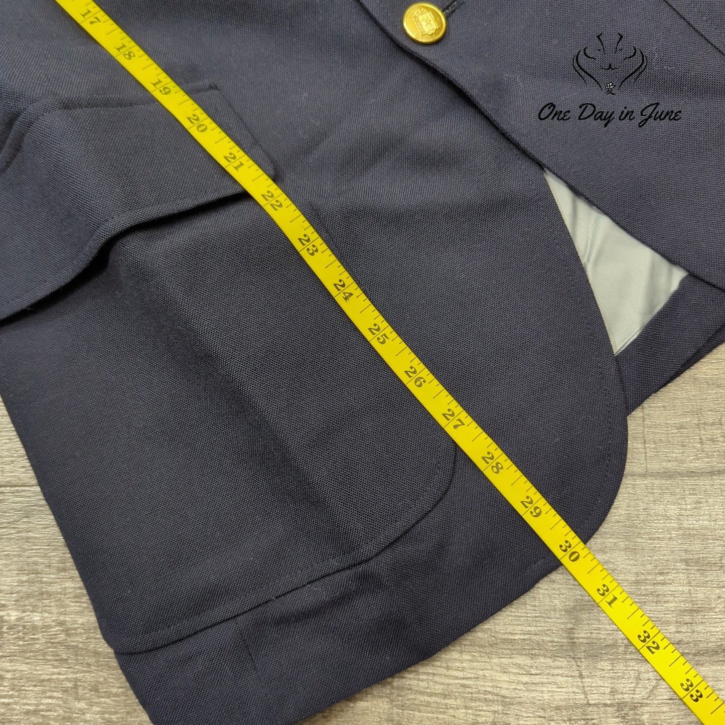 Gentleman's Clothing by Corbin 3 Button Wool Blazer Size 32 Reg