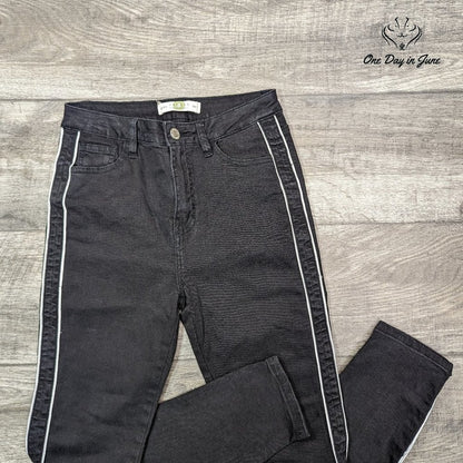 Papaya Juniors Ankle Jeans Size 9