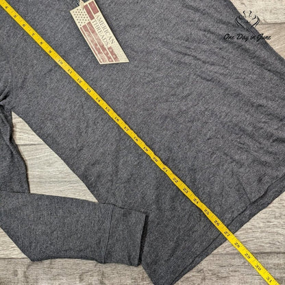 American Threads Long Sleeve Tee Shirt Size S