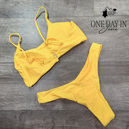 CharmLeaks Cheeky Crop Bikini Swimsuit Size M