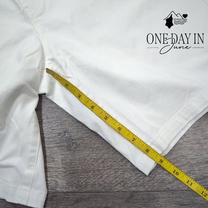 A.n.a Mid Rise Twill Bermuda Shorts Size 8