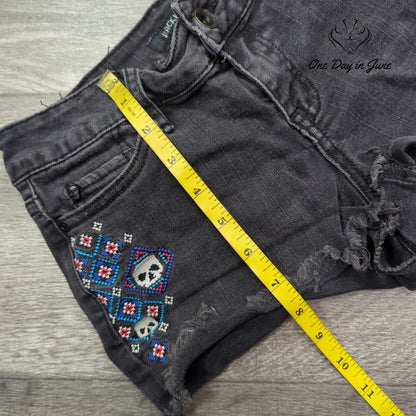 Black Heart Juniors Embroidered Low Rise Shorts Size 1