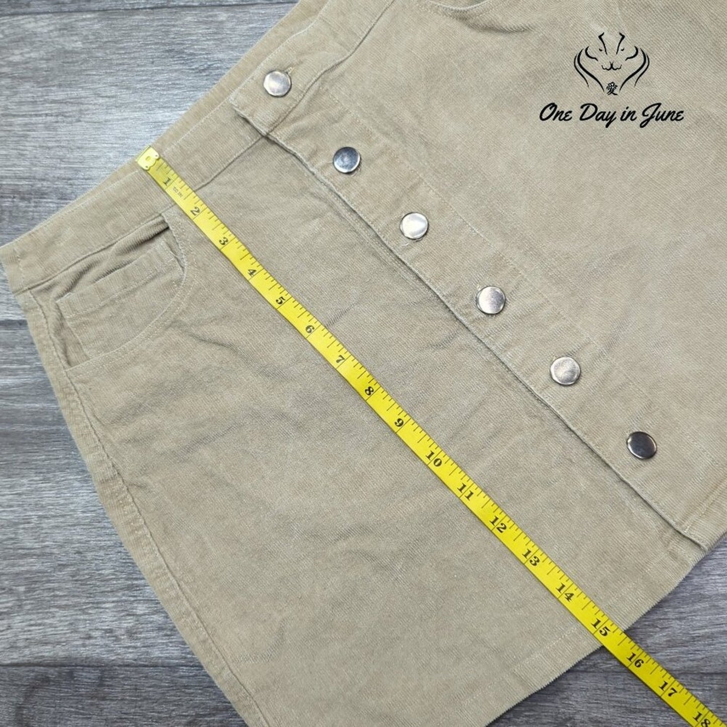 Kori Corduroy Mini Skirt Size S