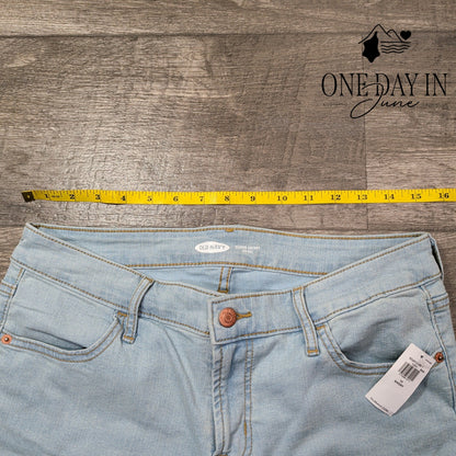 Old Navy Mid Rise Super Skinny Jeans Size 10