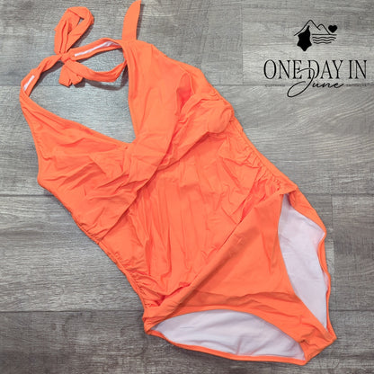 CharmLeaks Halter Twist Front One Piece Swimsuit Size L