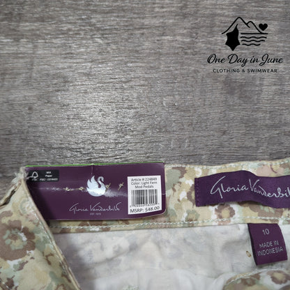 Gloria Vanderbilt Amanda 2.0 Slim Leg Classic Rise Floral Jeans Size 10 Short