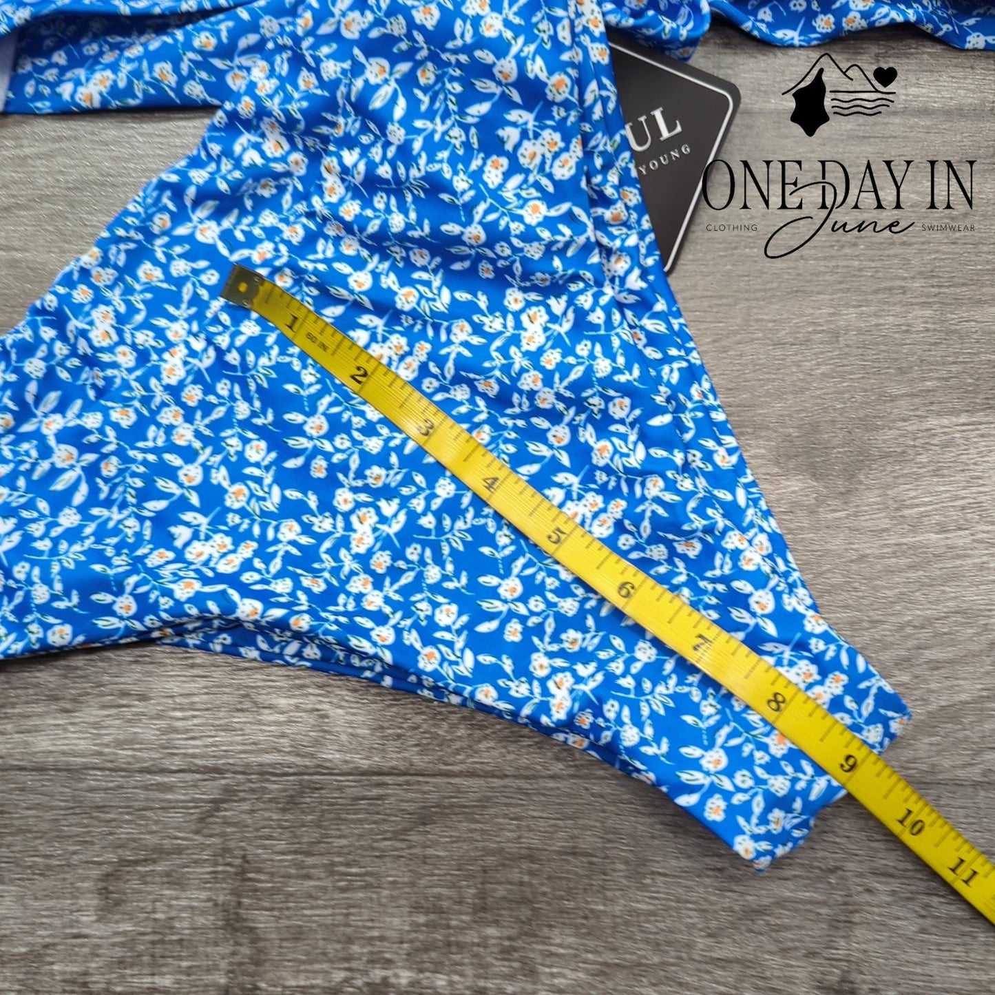 Zaful Tie Back Underwire Floral Bikini Swimsuit Size M