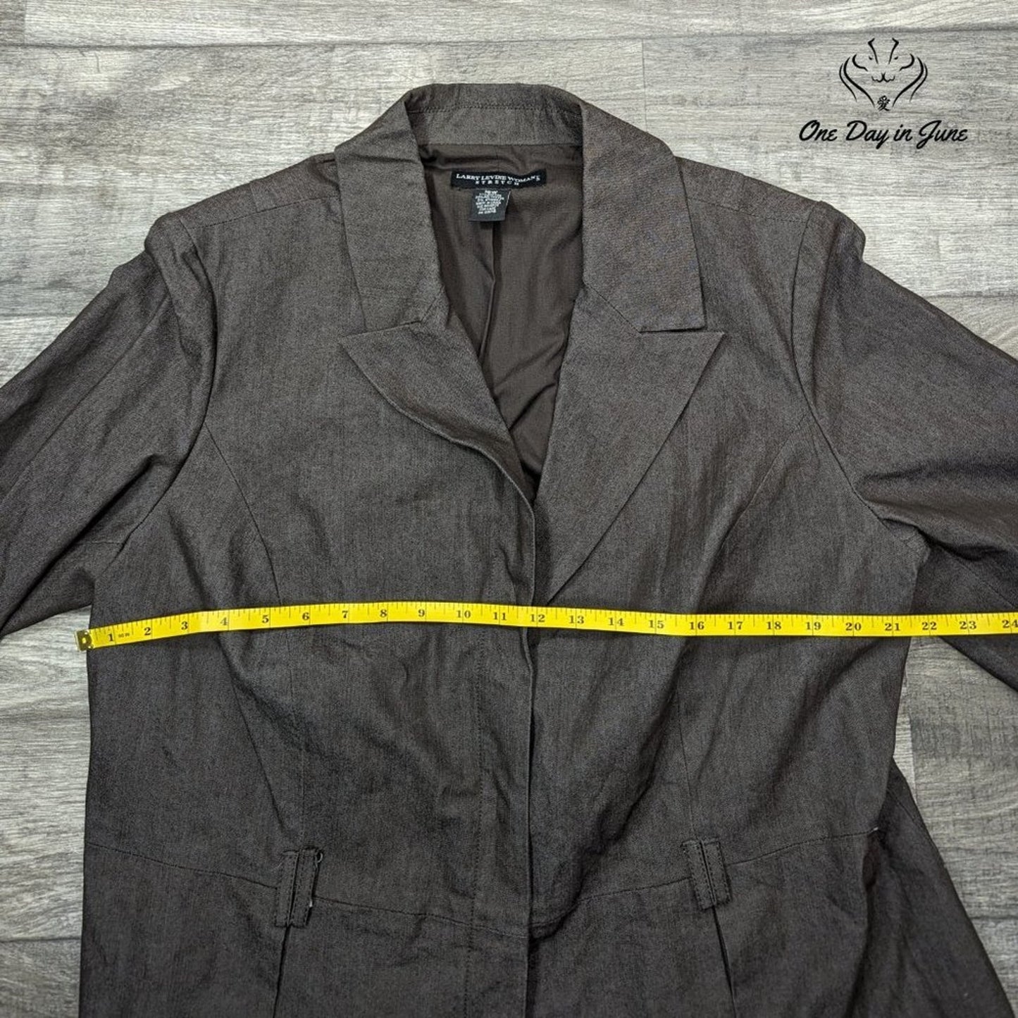 Larry Levine Plus 3 Snap Front Blazer Size 18W