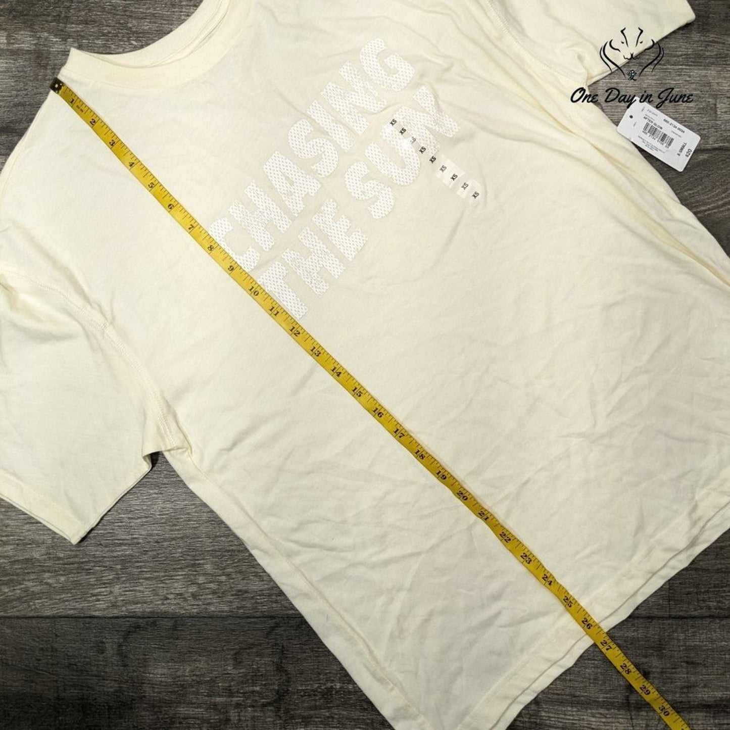 Flirtitude Juniors Chasing the Sun Tee Shirt Top Size XS
