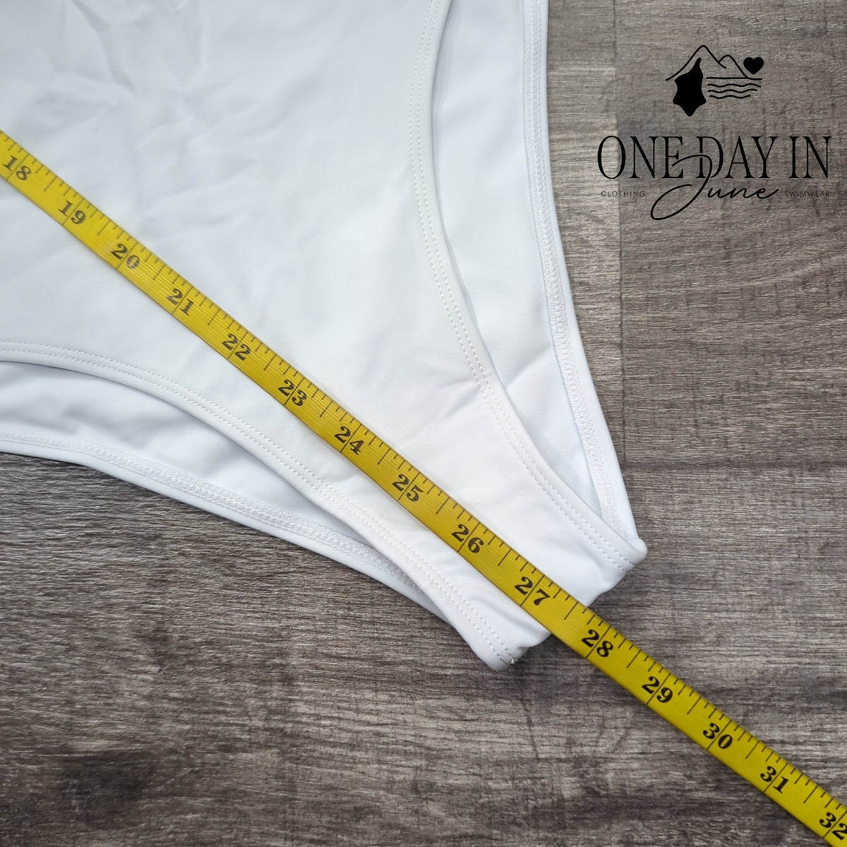 CharmLeaks U Wire One Piece Swimsuit White Plunge Neck High Cut Size S