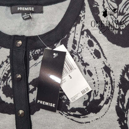 Premise Studio Snap Front Swetaer Size S